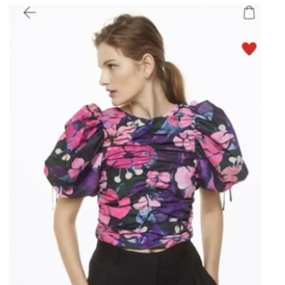H&M Tops - H&M Floral Puff Sleeve Top, size M